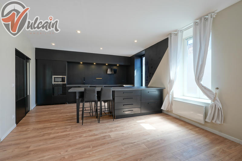 Maison - 170 m² - 3 pièces