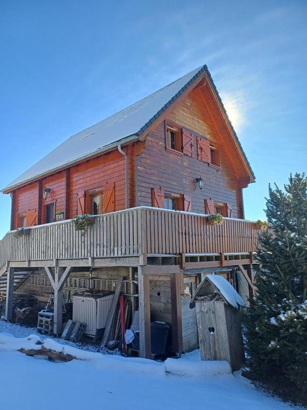 Châlet - 81 m² - 5 pièces