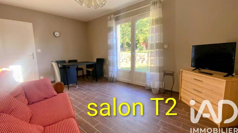 Maison - 271 m² - 9 pièces