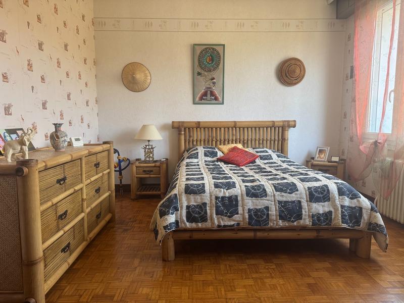 Maison - 190 m² - 7 pièces