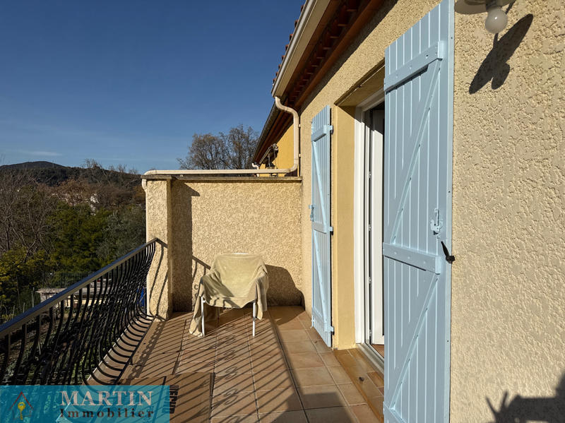 Maison - 186 m² - 7 pièces