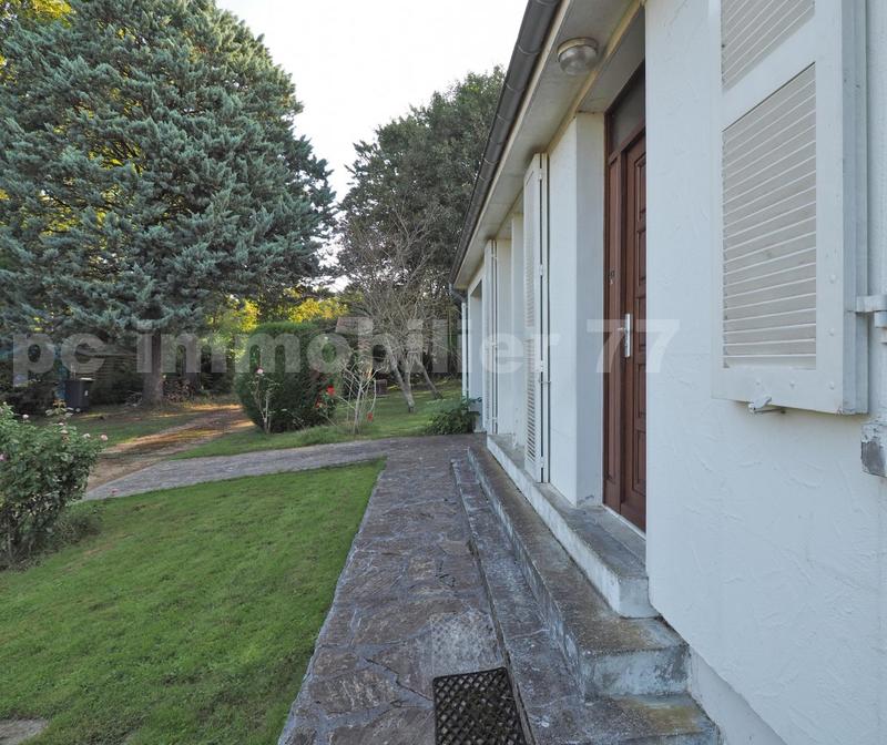 Pavillon - 125 m² - 5 pièces