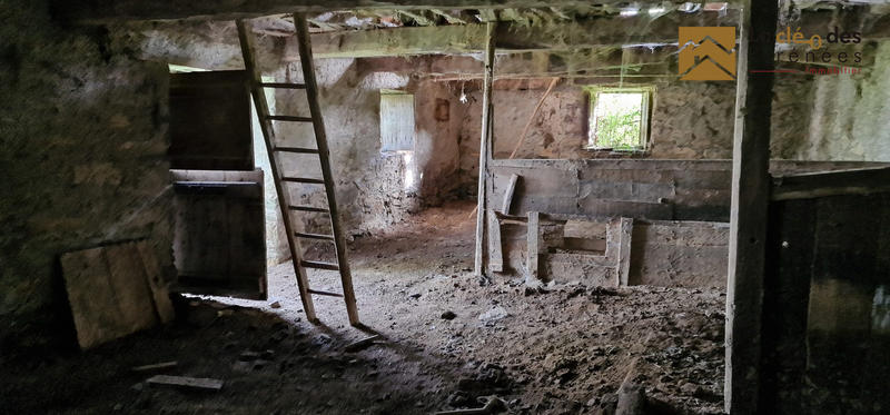 Maison ancienne - 100 m² - 1 pièce