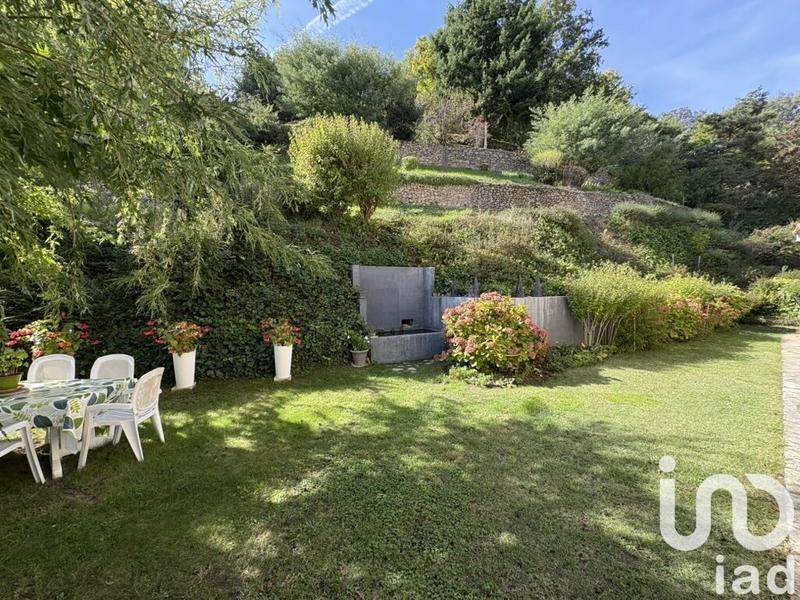 Maison - 209 m² - 6 pièces