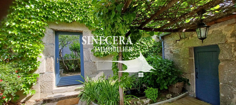 Maison - 240 m² - 7 pièces