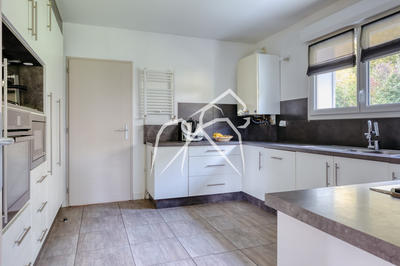 Maison contemporaine - 174 m² - 5 pièces