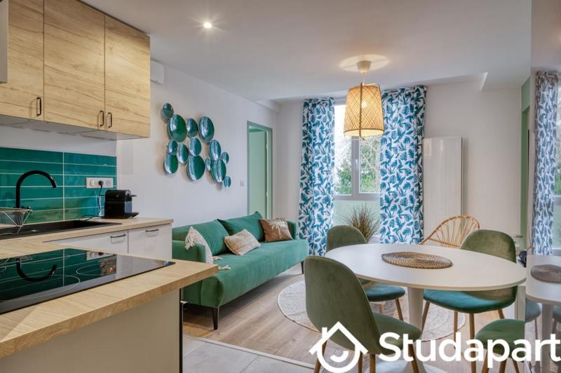 Chambre - 10 m² - 1 pièce