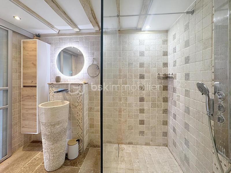 Chaumière - 64 m² - 3 pièces