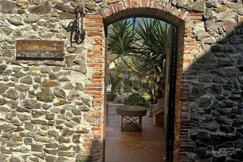 Maison ancienne - 250 m² - 8 pièces