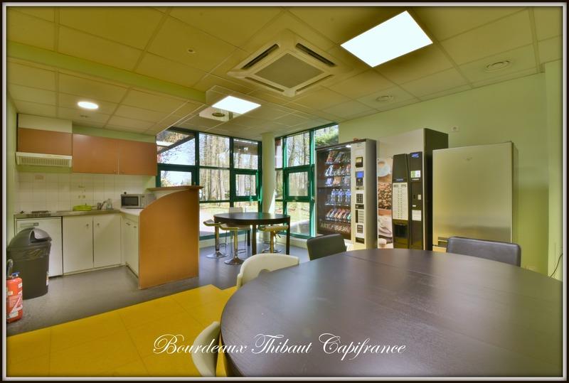 Bureau - 10 m² - 1 pièce