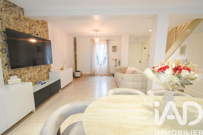 Maison - 100 m² - 6 pièces