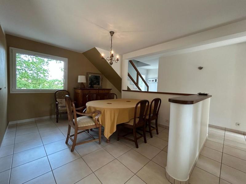 Maison - 190 m² - 7 pièces