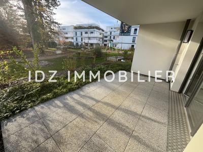 Appartement - 92 m² - 4 pièces