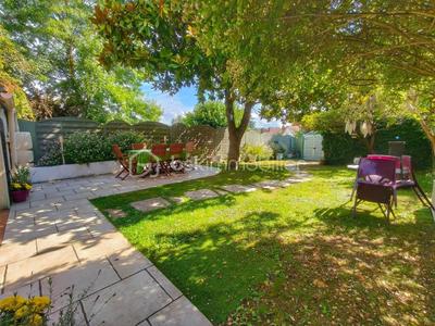 Appartement - 110 m² - 5 pièces