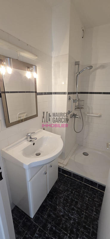 Appartement - 95 m² - 5 pièces