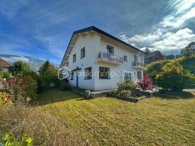 Propriété - 220 m² - 6 pièces