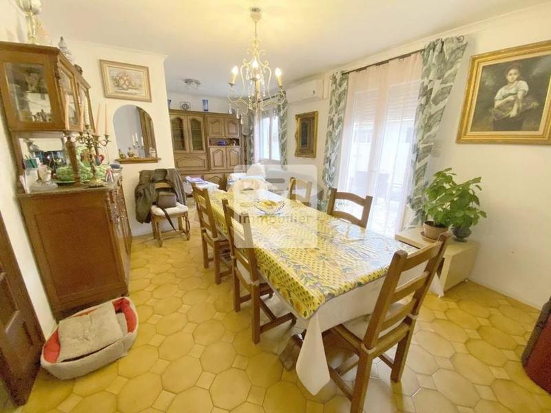 Villa - 92 m² - 5 pièces