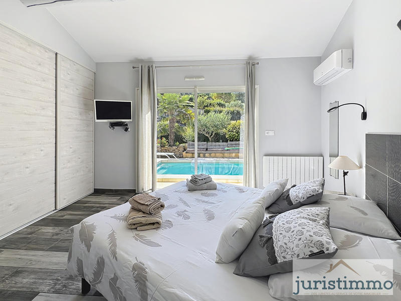 Villa - 111 m² - 6 pièces