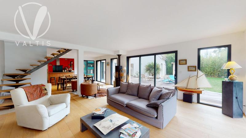 Maison contemporaine - 174 m² - 6 pièces