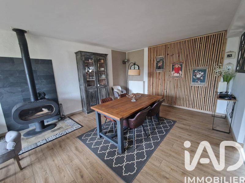 Maison - 176 m² - 7 pièces