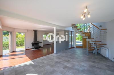 Maison - 170 m² - 4 pièces