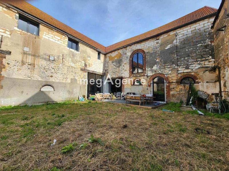 Maison - 400 m² - 6 pièces