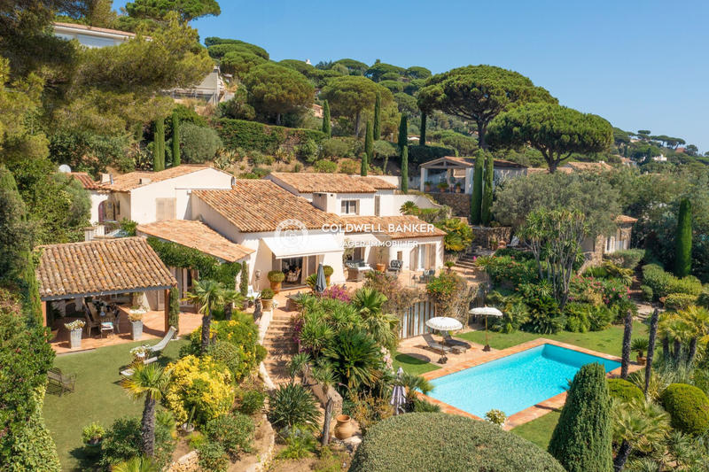 Villa - 460 m² - 10 pièces