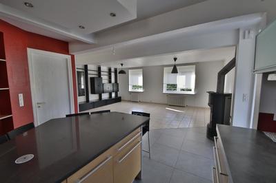 Maison - 180 m² - 5 pièces