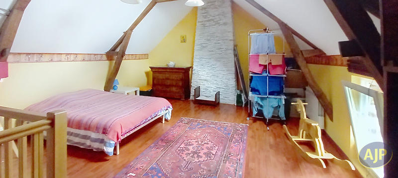 Maison - 135 m² - 7 pièces