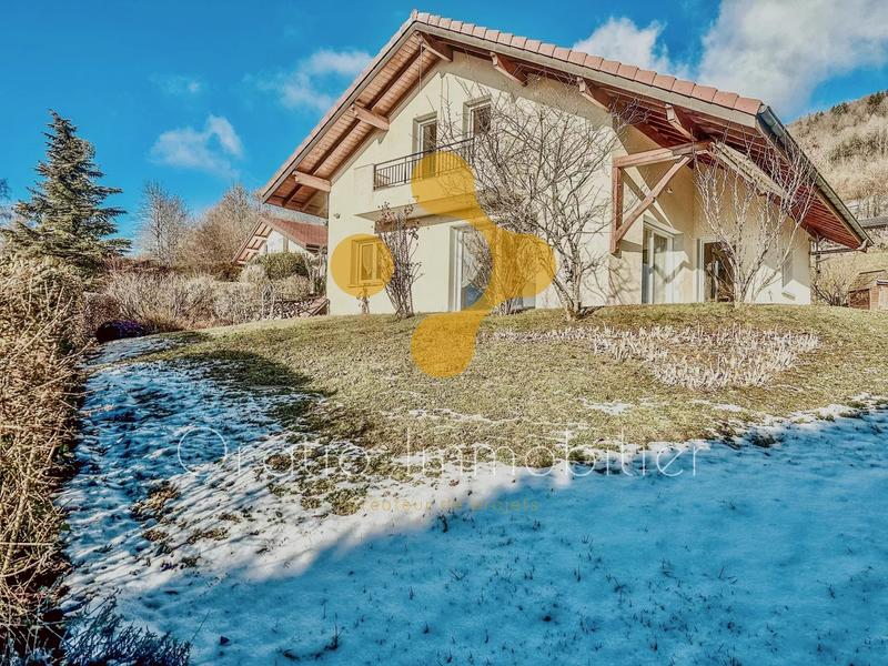 Maison - 132 m² - 6 pièces