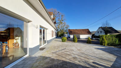 Maison - 183 m² - 7 pièces