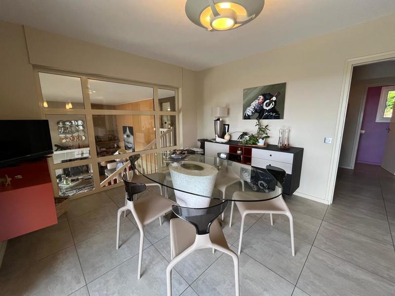 Maison d'architecte - 198 m² - 5 pièces