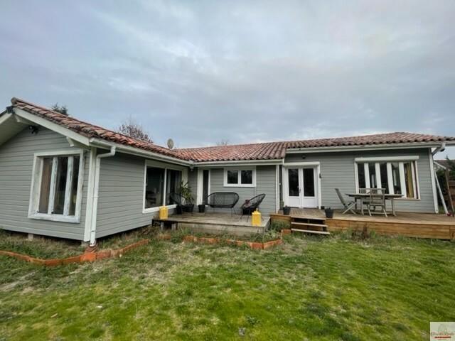 Maison - 120 m² - 5 pièces