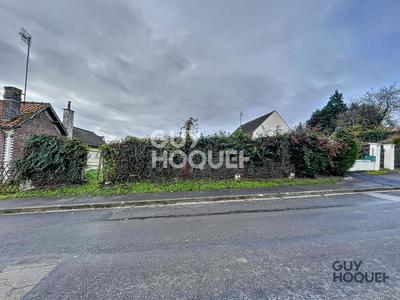 Terrain constructible - 592 m²