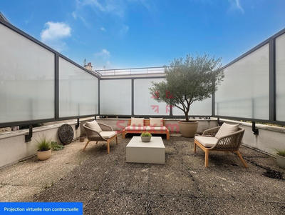 Appartement - 93 m² - 5 pièces