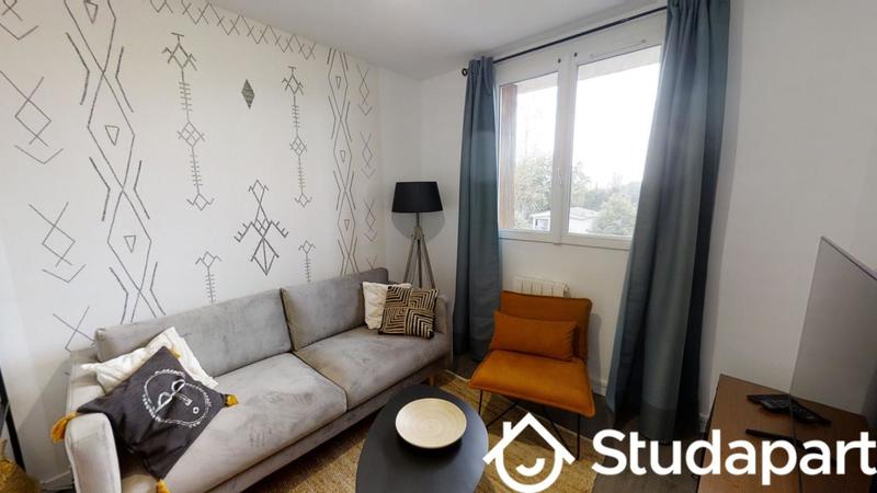 Chambre - 10 m² - 1 pièce