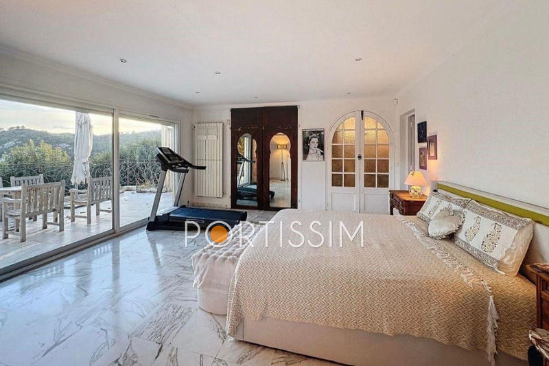 Maison - 224 m² - 5 pièces