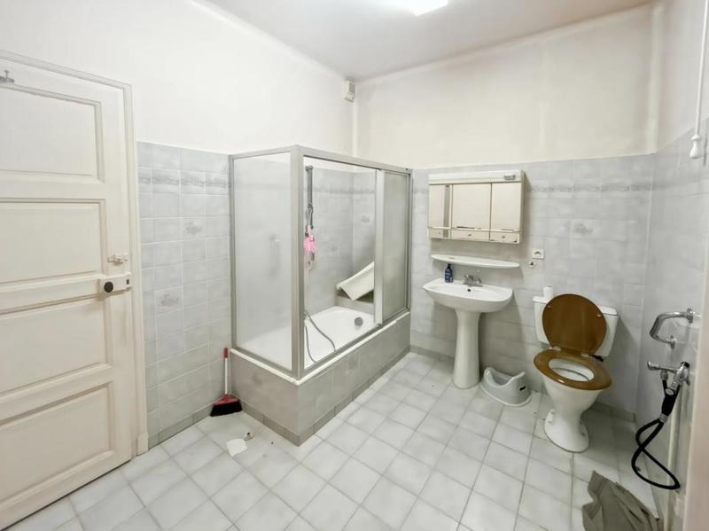 Maison - 263 m² - 8 pièces