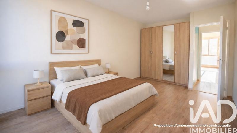 Appartement - 95 m² - 5 pièces