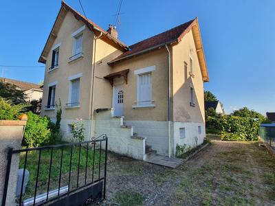 Maison - 92 m² - 4 pièces