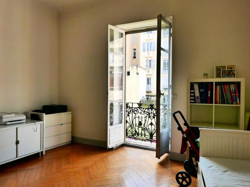 Appartement - 138 m² - 5 pièces