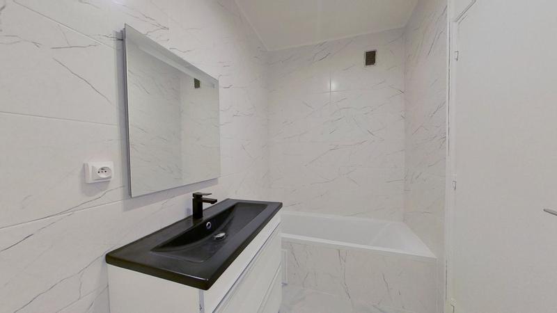 Appartement - 94 m² - 4 pièces