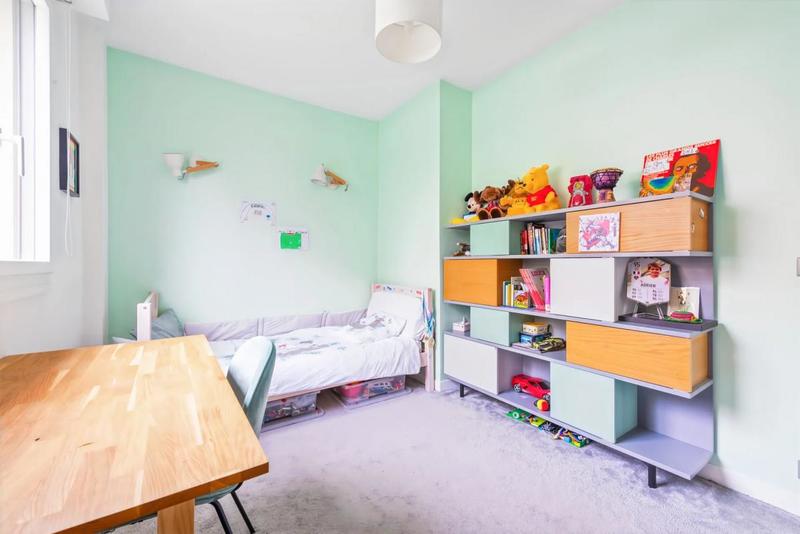 Appartement - 98 m² - 5 pièces