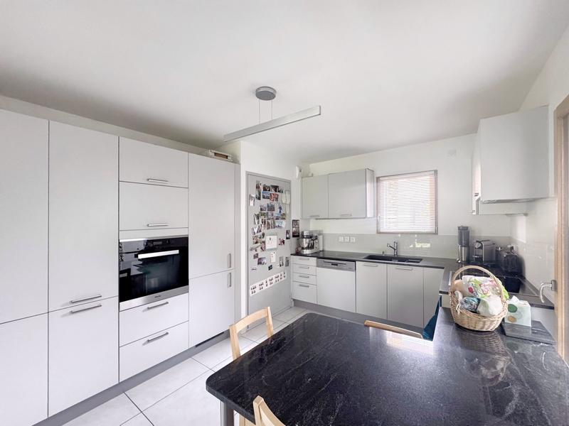 Maison - 122 m² - 5 pièces