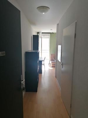 Studio - 20 m² - 1 pièce