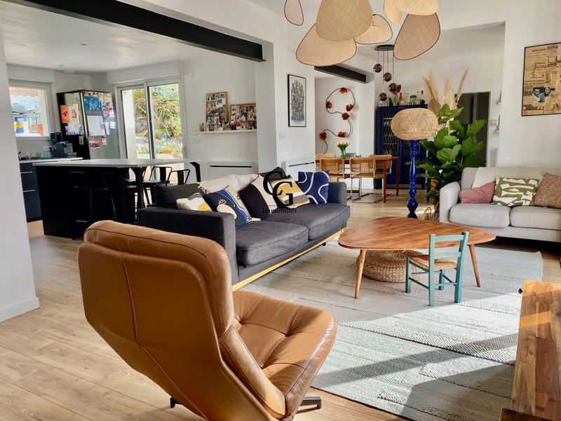 Maison - 143 m² - 5 pièces