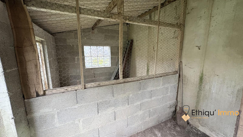 Maison ancienne - 195 m² - 2 pièces