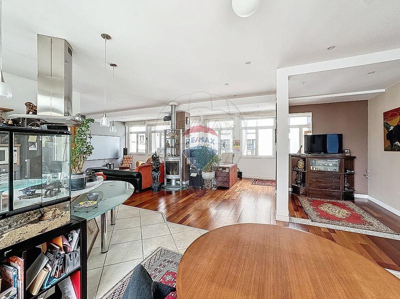 Appartement - 185 m² - 7 pièces