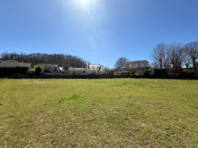 Terrain constructible - 2 280 m²
