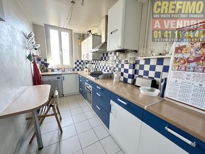 Appartement - 138 m² - 5 pièces